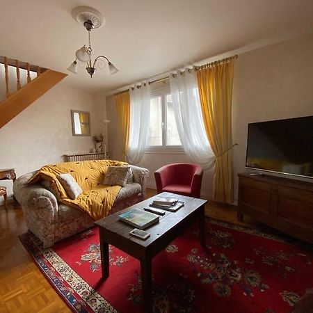 Les Marmottes Apartment Arpajon-sur-Cere Luaran gambar